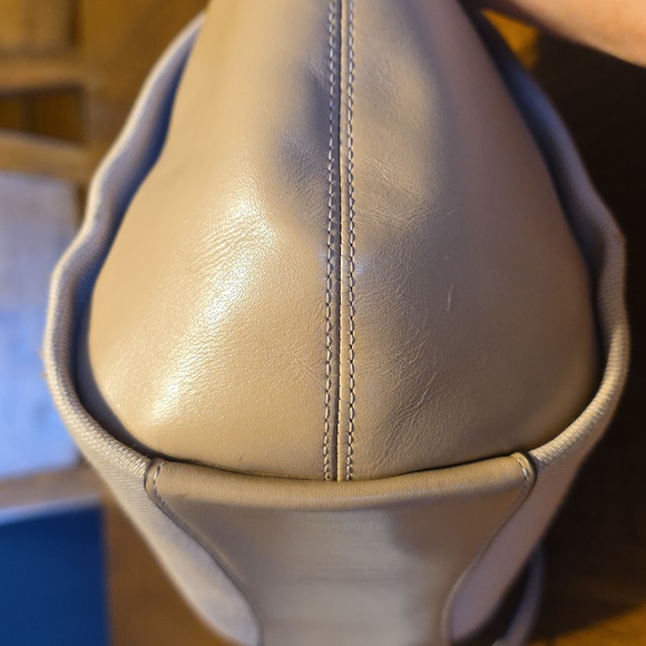 Coach Badge Jacquard Elise Satchel. - Picture 8 of 16